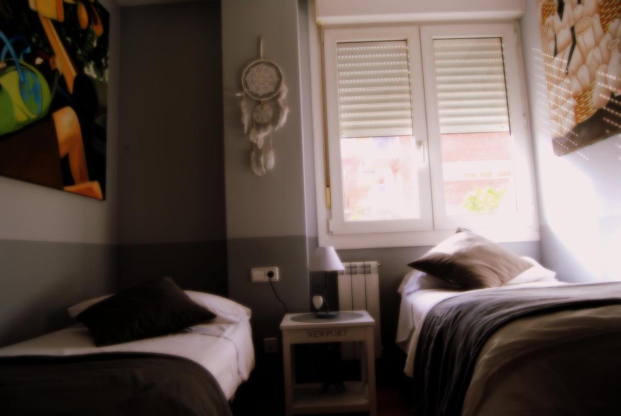 Bonito Duplex Con Piscina En Barcelona&Playa Apartman Tiana Kültér fotó
