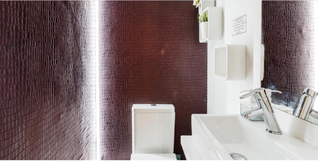 Bonito Duplex Con Piscina En Barcelona&Playa Apartman Tiana Kültér fotó